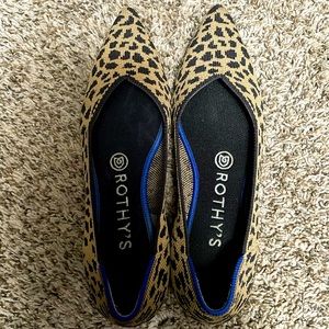 Rothys Leopard print pointed flat